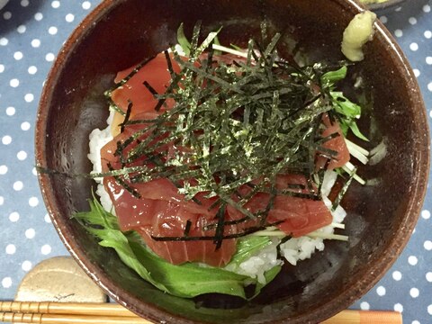 水菜でさっぱり☆漬けマグロ丼♫